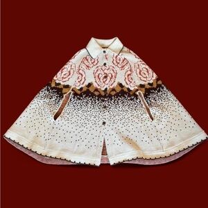 VINTAGE 1970s Roosevelt Sturbridge Boho Knit Cape